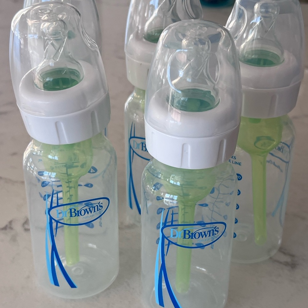 Dr. Brown's Clear Baby Bottle with Green Vent - Pack-Style